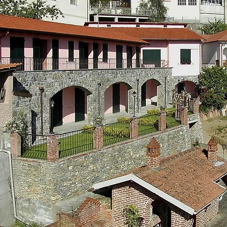 Apartmán In Castellaro With Communal Pool Castellaro (Liguria)