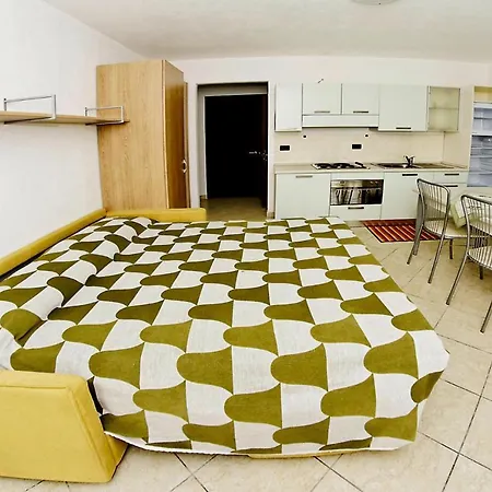 In Castellaro With Communal Pool Apartment *